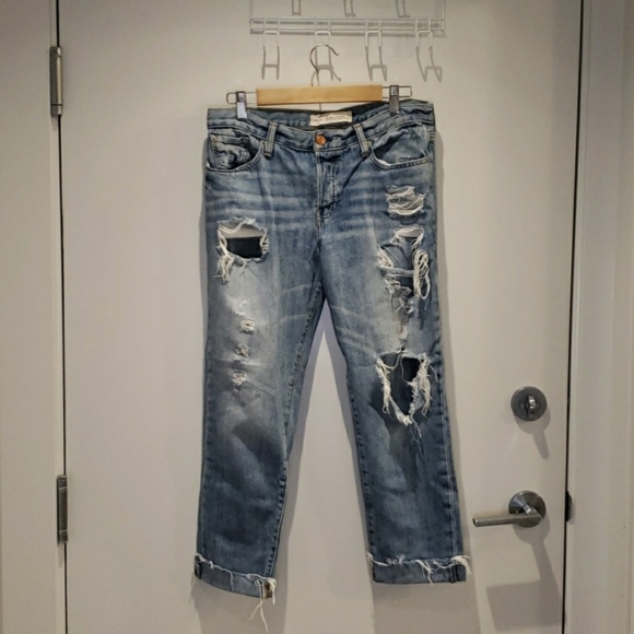 Gap Distressed Boyfriend Jeans – sz 28 - Picture 1 of 4